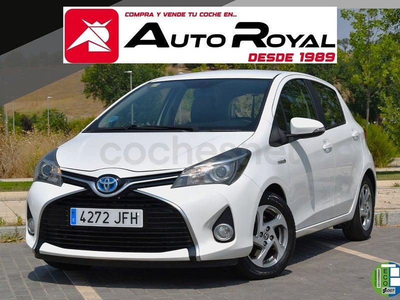 Blanco Usado 2015 Toyota Yaris Hybrid Advance Berlina | 14.900 € (Caro) - Imagen 1/4