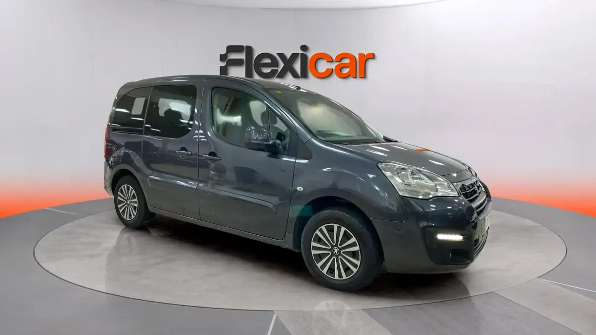 Usado Peugeot Partner Tepee Active 110 CV (80 kW) 2016 Monovolumen