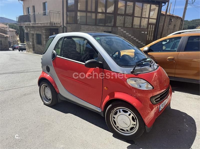Rojo Usado 2004 Smart ForTwo Cabrio Pure Descapotable | 4200 € - Imagen 1/4