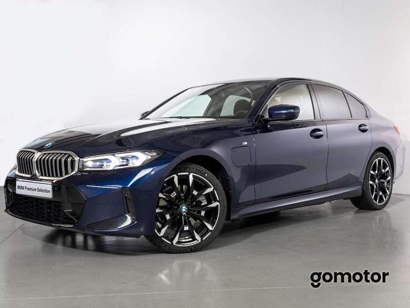 Usado 2025 BMW 330e M Sport Berlina | 50.975 € - Imagen 1/4