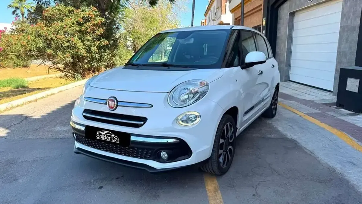 Usado Fiat 500L Lounge 95 CV (69 kW) 2019 Blanco Monovolumen