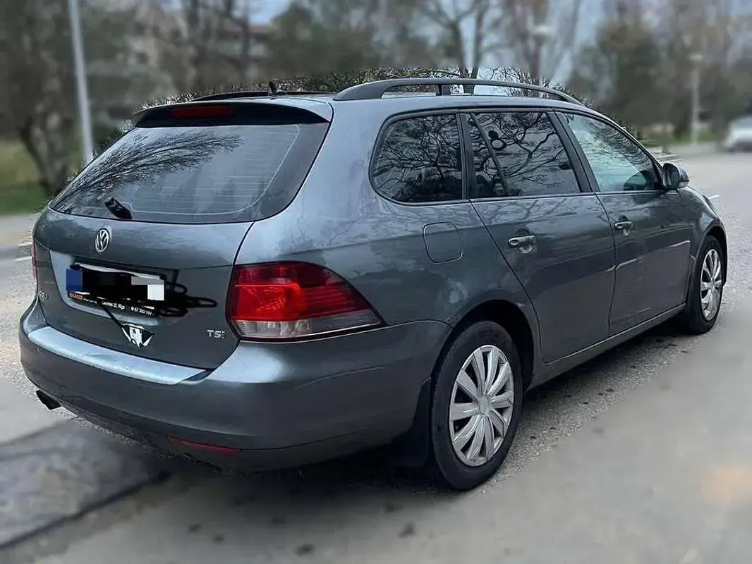 Usado VW Golf VI Sport 122 CV (89 kW) 2011 Gris Utilitario