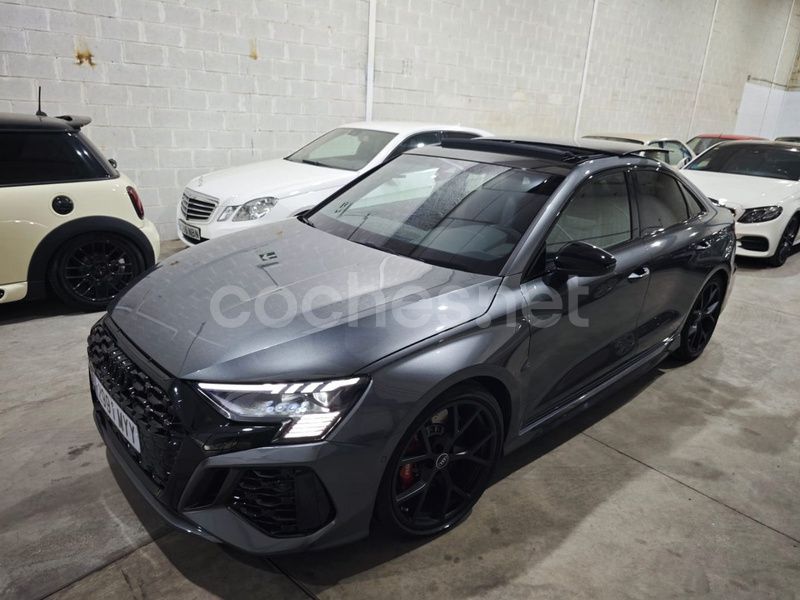 Gris / plata Usado 2024 Audi RS3 Berlina | 61.990 € (Super precio) - Imagen 1/4
