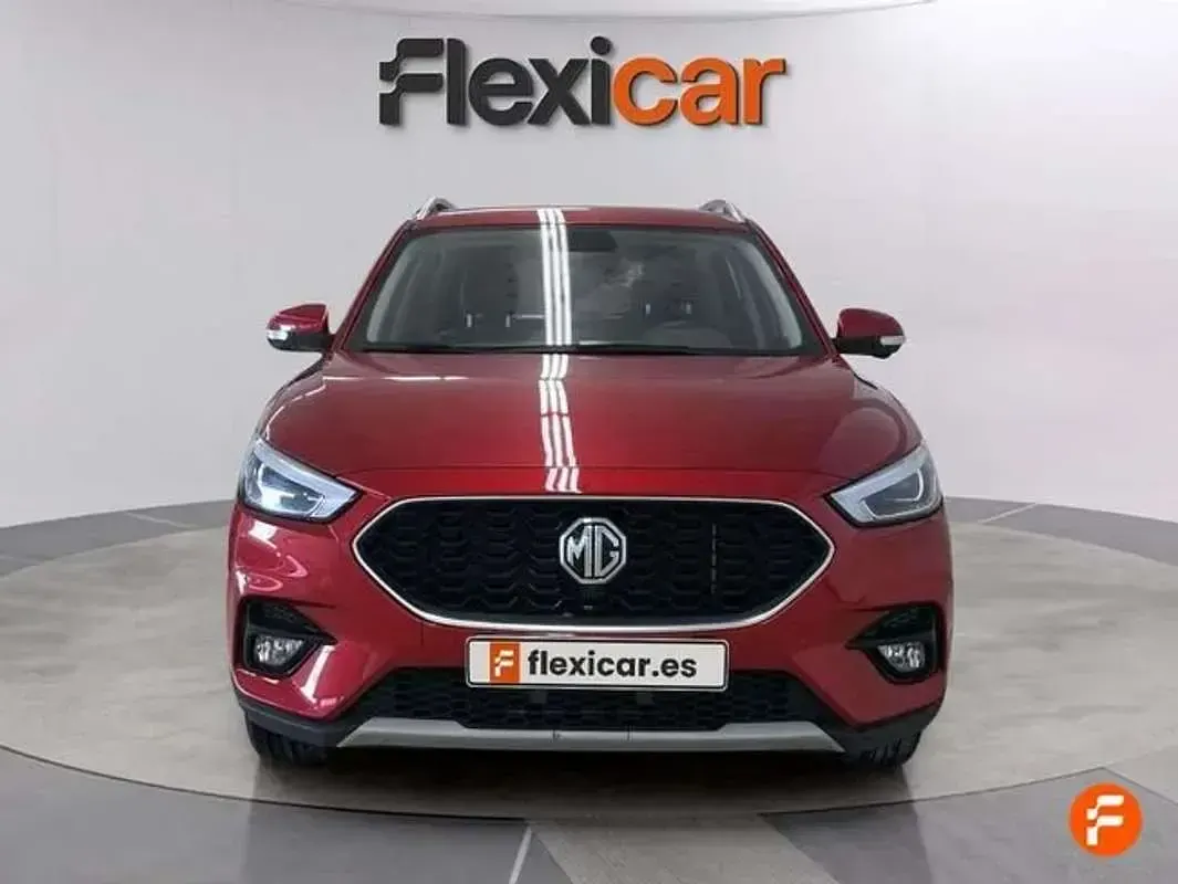 Usado MG ZS Luxury 106 CV (77 kW) 2024 Burdeos SUV