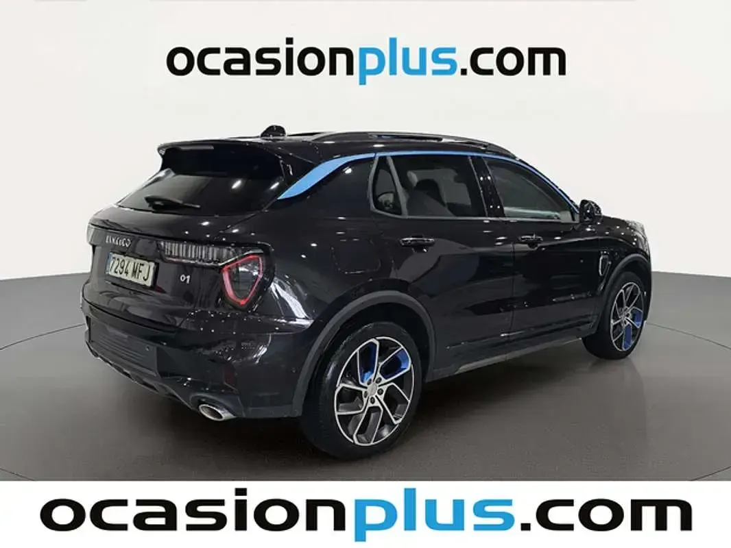 Usado Lynk & Co 01 261 CV (191 kW) 2023 Negro SUV