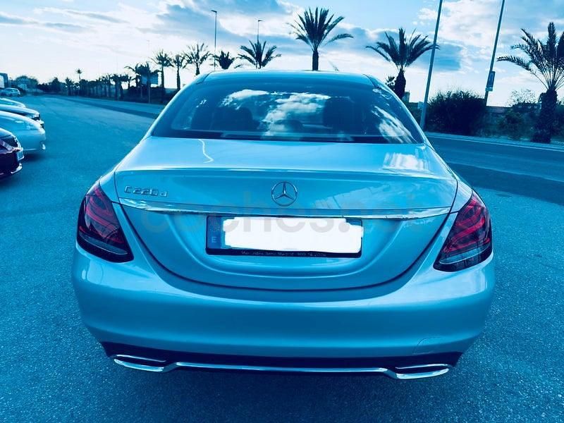 Usado Mercedes C220 Avantgarde 170 CV (125 kW) 2016 Gris / plata Berlina
