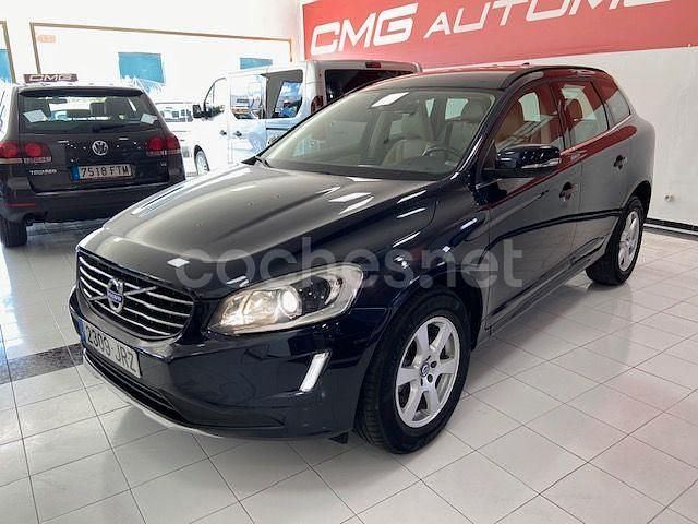 Azul Usado 2016 Volvo XC60 Momentum SUV | 17.999 € (Un poco caro) - Imagen 1/4