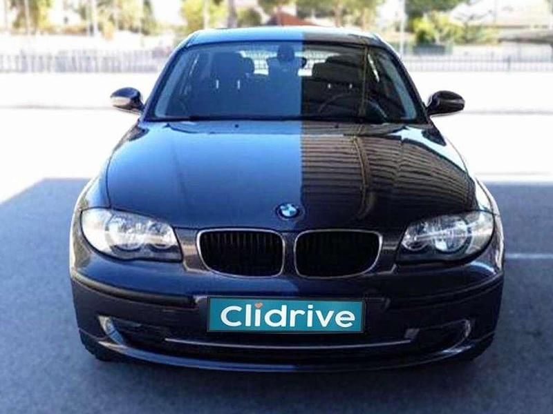 Usado BMW 116 116 CV (85 kW) 2008 Gris Utilitario