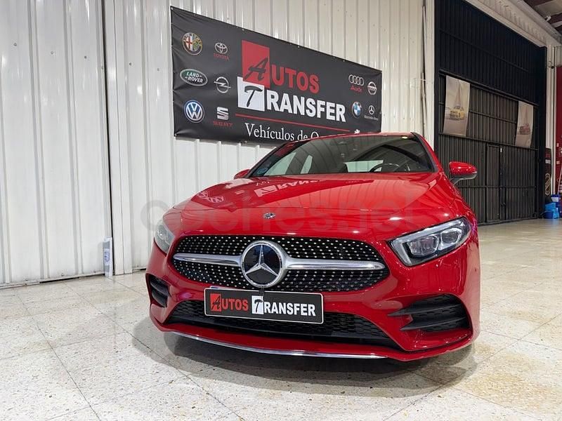 Usado Mercedes A180 116 CV (85 kW) 2019 Rojo Berlina