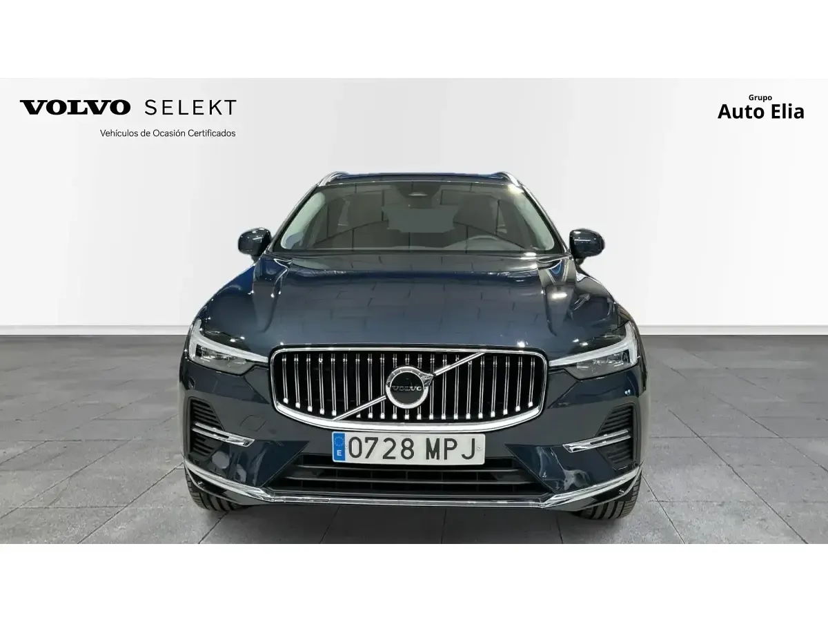 Usado Volvo XC60 Core 350 CV (257 kW) 2024 Azul SUV