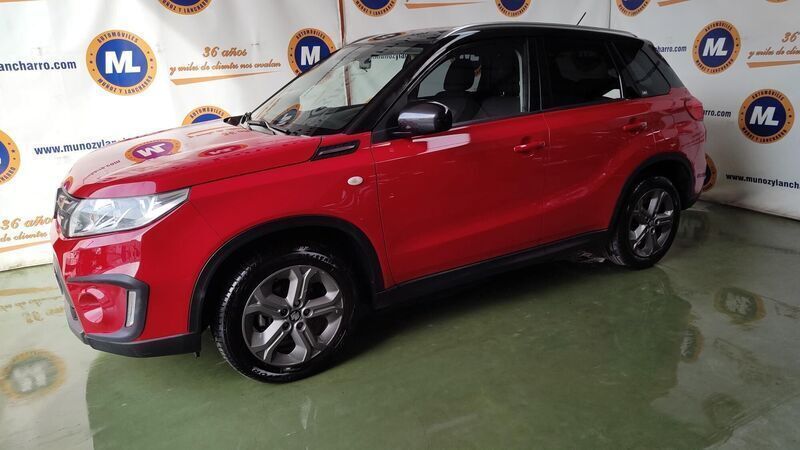 Usado Suzuki Vitara GLX 120 CV (88 kW) 2016 Rojo SUV