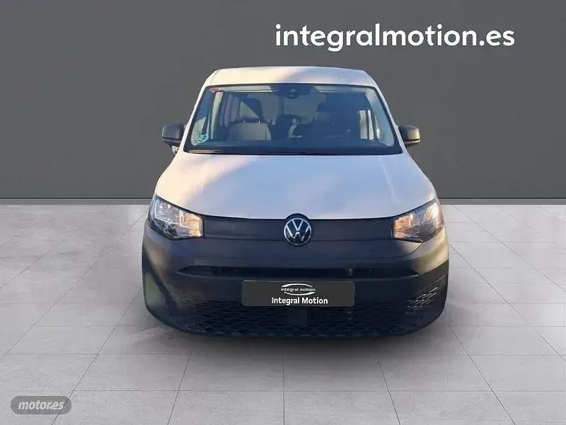 Usado VW Caddy 102 CV (75 kW) 2023 Blanco Monovolumen