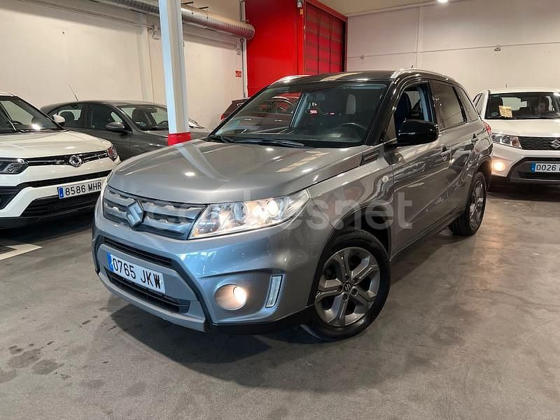Gris / plata Usado 2015 Suzuki Vitara SUV | 11.400 € (Precio justo) - Imagen 1/4