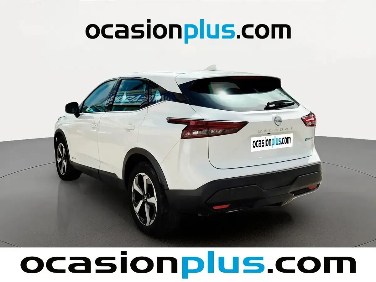 Usado Nissan Qashqai Acenta 190 CV (139 kW) 2024 Gris SUV