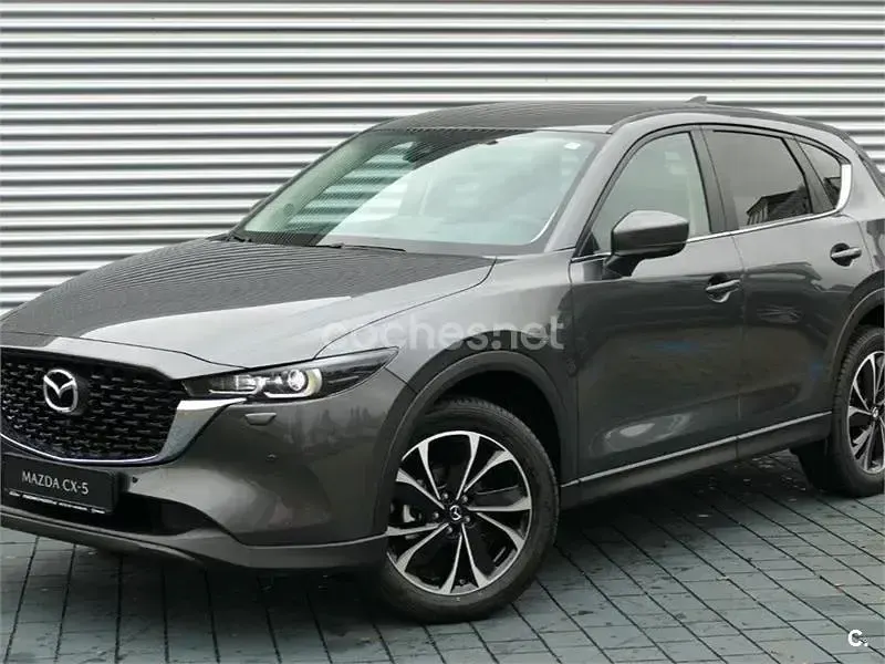 Usado Mazda CX-5 Newground 165 CV (121 kW) 2022 Gris / plata SUV