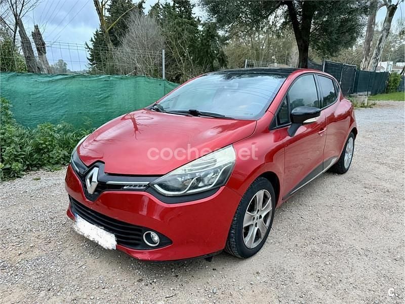 Usado Renault Clio IV Dynamique 90 CV (66 kW) 2012 Rojo Berlina
