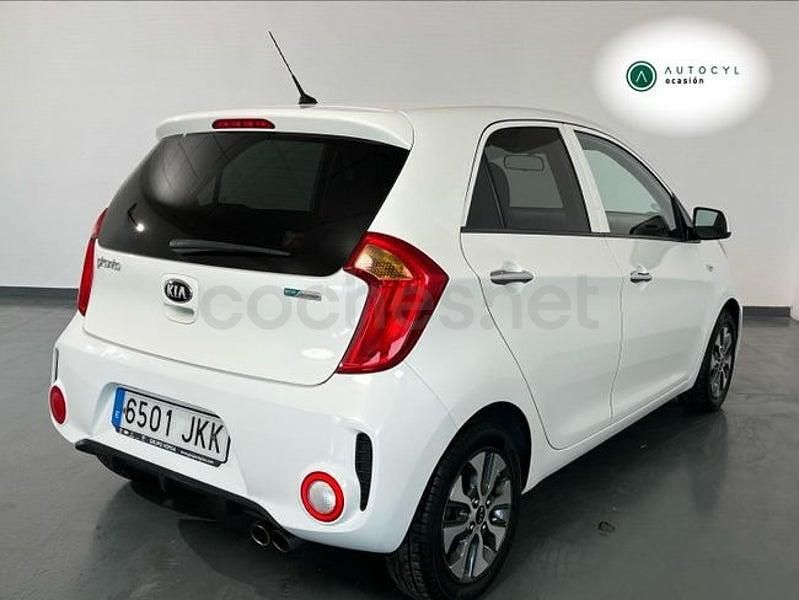 Usado Kia Picanto Urban 66 CV (48 kW) 2015 Blanco Utilitario