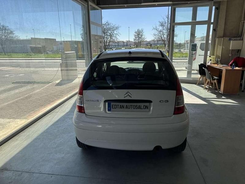 Usado Citroën C3 Furio 68 CV (50 kW) 2010 Blanco Utilitario