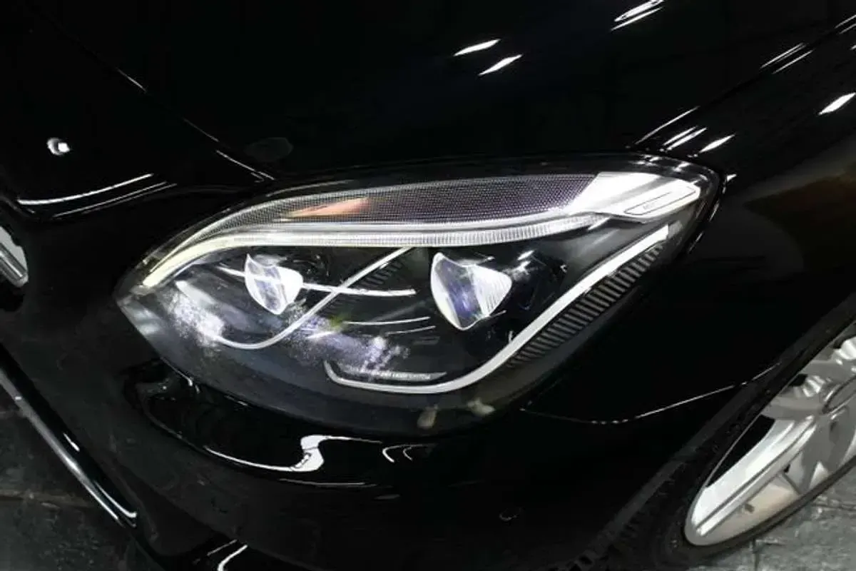 Usado Mercedes E250 204 CV (150 kW) 2016 Negro Coupe