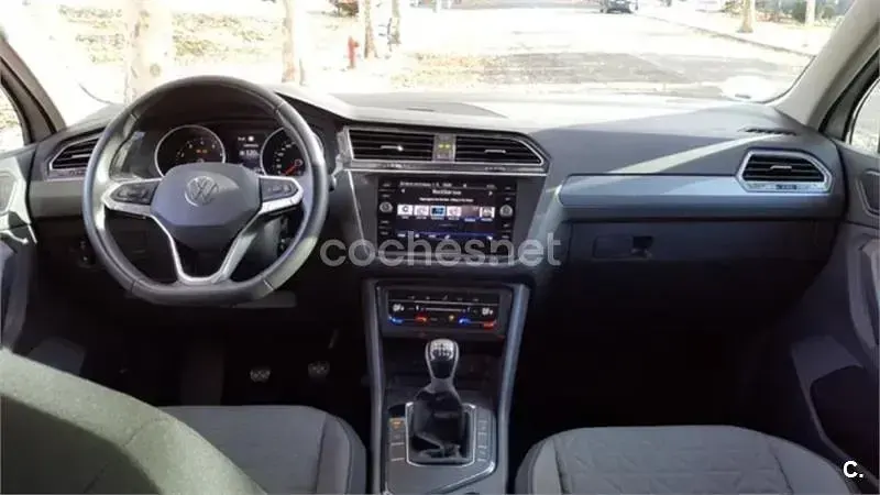 Usado VW Tiguan Life 150 CV (110 kW) 2021 Blanco SUV