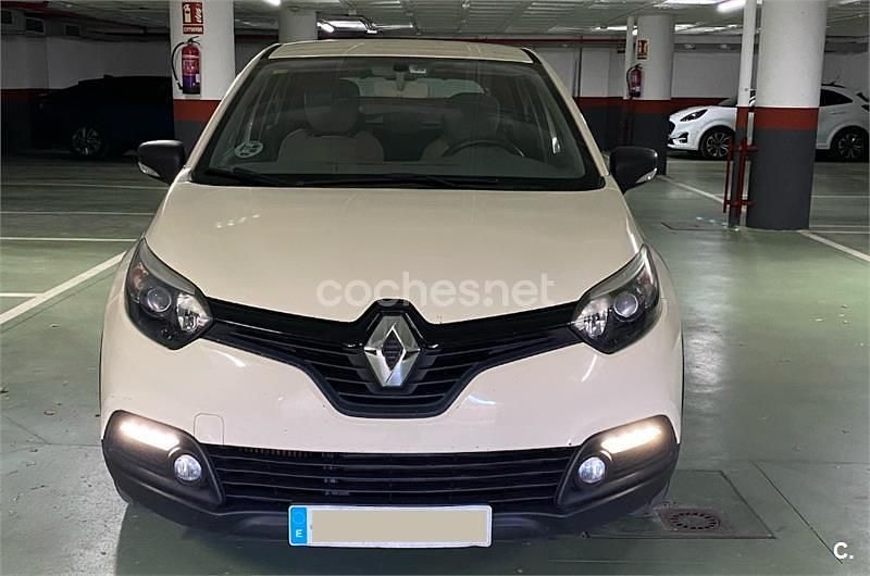 Blanco Usado 2013 Renault Captur Zen SUV | 5900 € (Precio justo) - Imagen 1/4