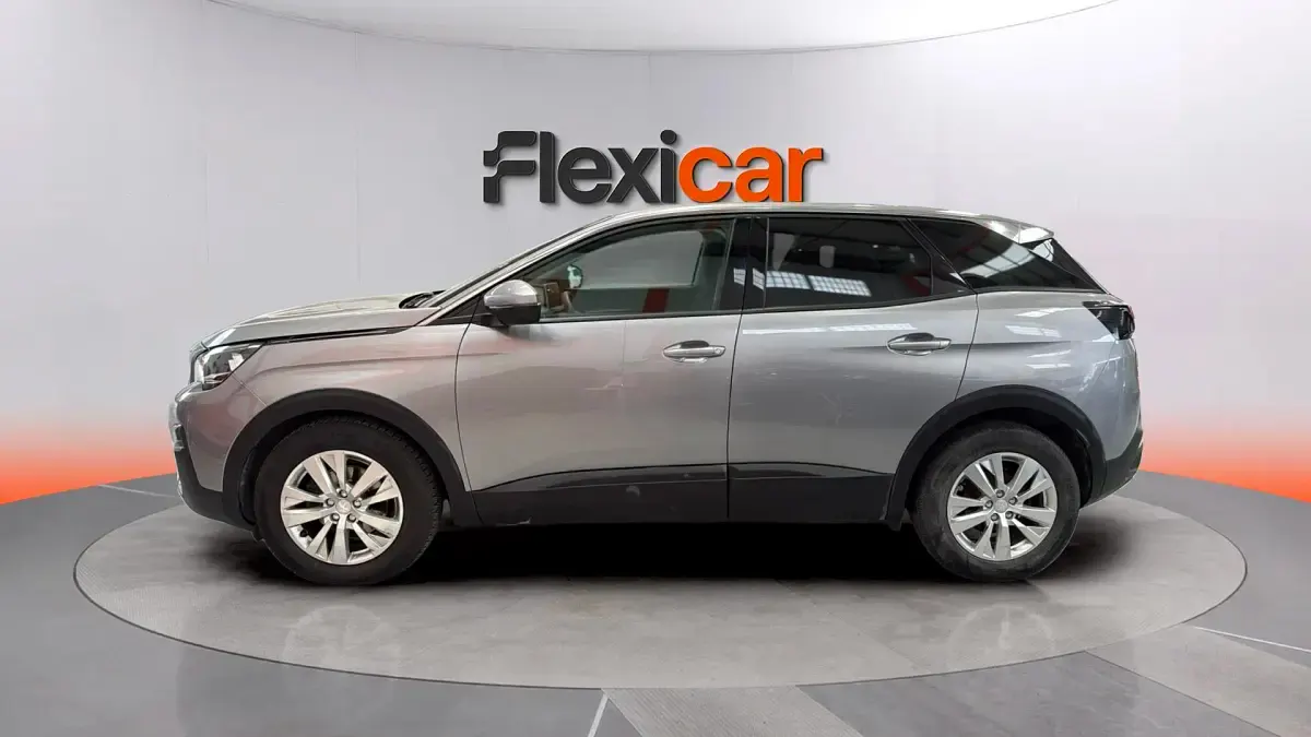 Usado Peugeot 3008 Active 130 CV (95 kW) 2017 Gris SUV