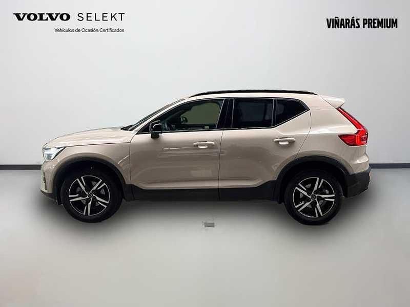 Usado Volvo XC40 Plus 163 CV (119 kW) 2025 Beige SUV