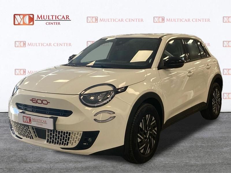 Blanco (metalizado) Nuevo 2025 Fiat 600E Red | 25.990 € (Super precio) - Imagen 1/4