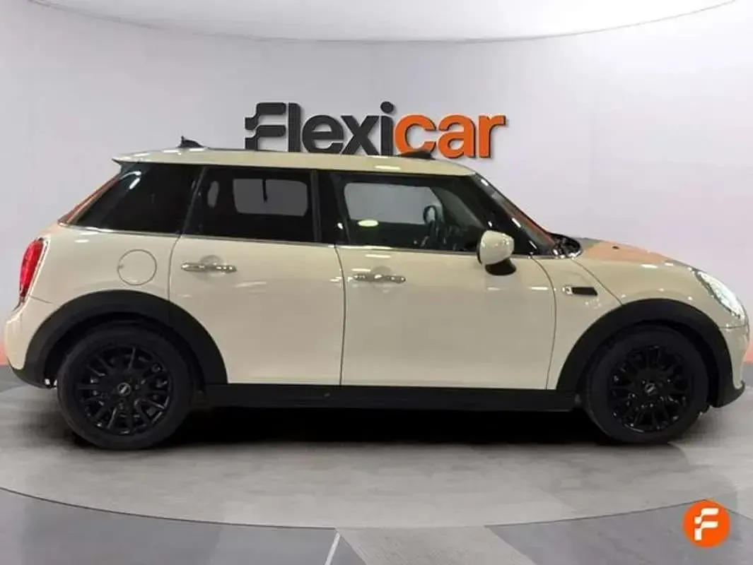Usado Mini Cooper 102 CV (75 kW) 2019 Blanco Utilitario