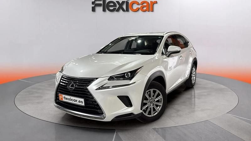Usado Lexus NX300h Executive Line 197 CV (144 kW) 2020 Blanco SUV