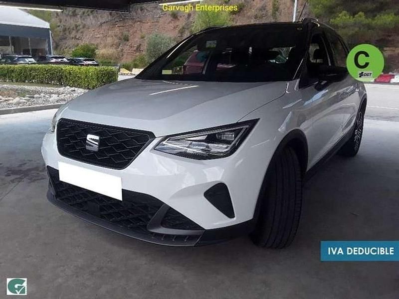 Usado Seat Arona FR 116 CV (85 kW) 2024 Blanco SUV