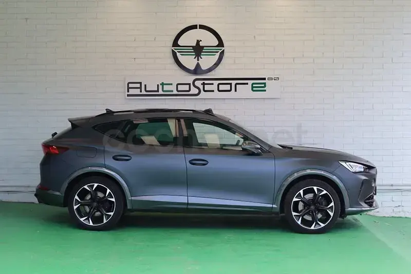 Usado Cupra Formentor VZ 310 CV (228 kW) 2021 Gris / plata SUV