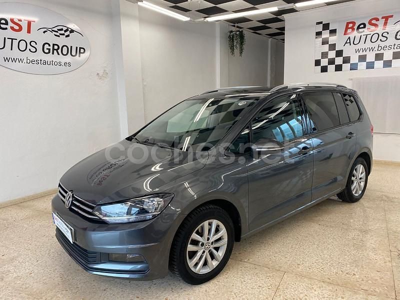 Gris / plata Usado 2019 VW Touran Advance Monovolumen | 15.800 € (Buen precio) - Imagen 1/4