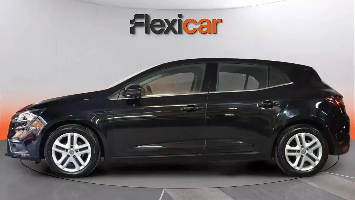 Usado Renault Mégane Intens 110 CV (80 kW) 2016 Negro Berlina