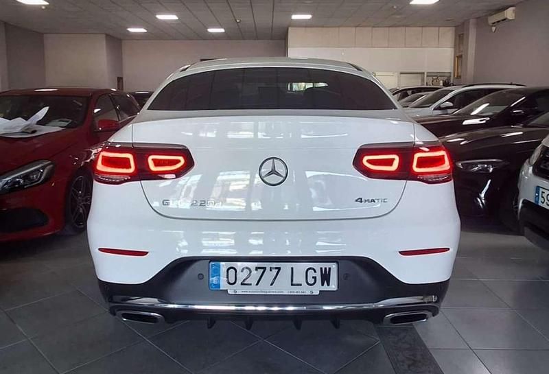Usado Mercedes GLC220 194 HP (142 kW) 2020 Branco Coupé