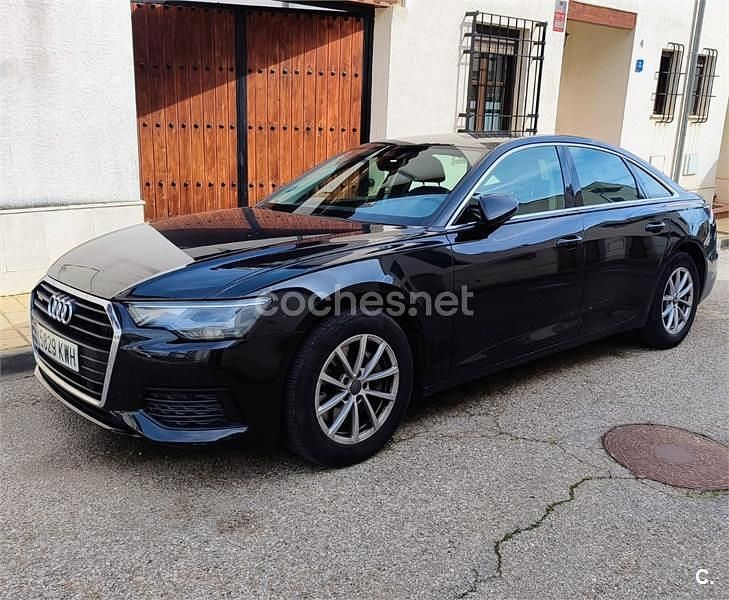 Usado Audi A6 231 CV (169 kW) 2019 Azul Berlina