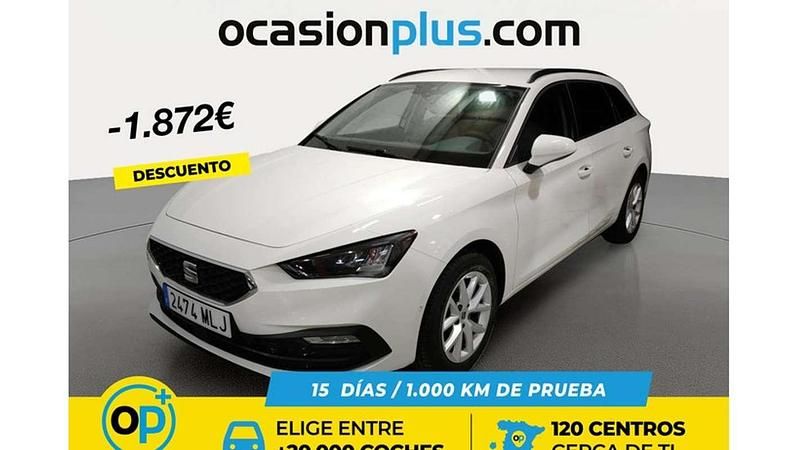 Usado Seat Leon ST Style 131 CV (96 kW) 2023 Blanco Familiar