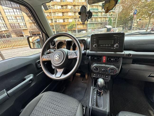 Usado Suzuki Jimny 102 CV (75 kW) 2019 Gris SUV