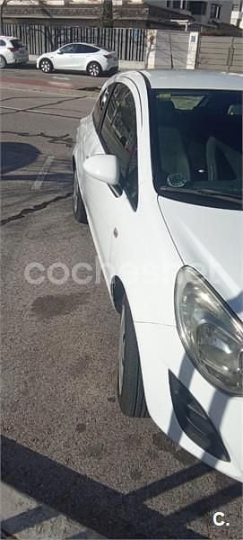 Usado Opel Corsa Selective 75 CV (55 kW) 2011 Blanco Berlina