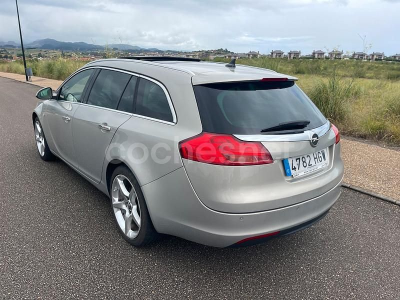 Usado Opel Insignia Excellence 160 CV (117 kW) 2012 Beige Familiar
