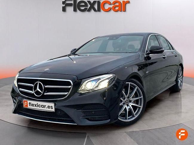 Usado Mercedes E200 160 CV (117 kW) 2020 Negro Berlina