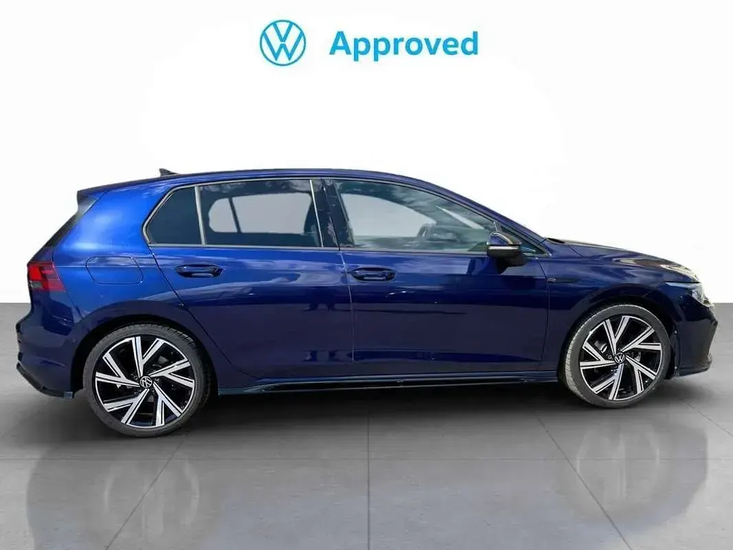 Usado VW Golf VIII R-line 150 CV (110 kW) 2024 Azul Utilitario