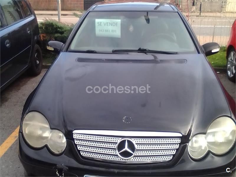 Usado Mercedes C220 150 CV (110 kW) 2006 Negro Berlina