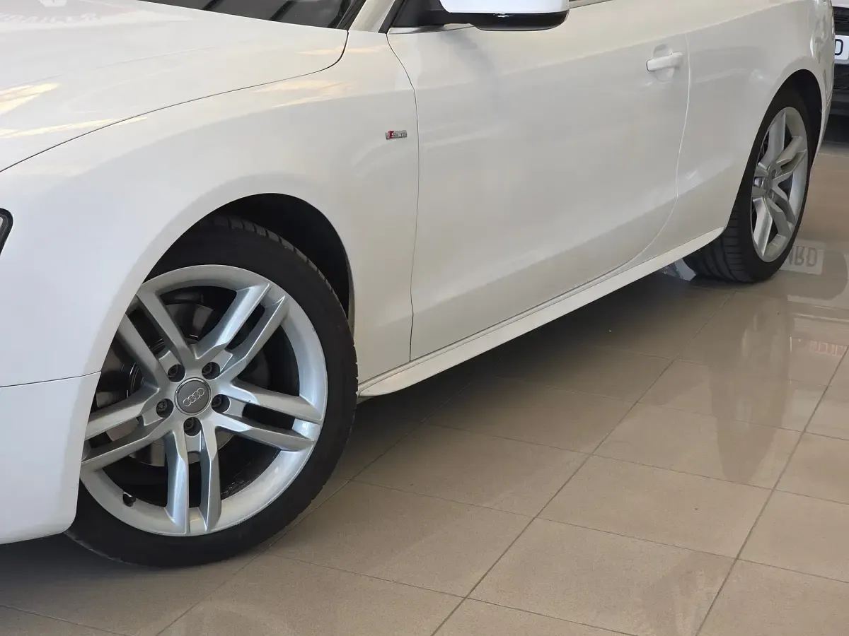 Usado Audi A5 177 CV (130 kW) 2012 Blanco Coupe