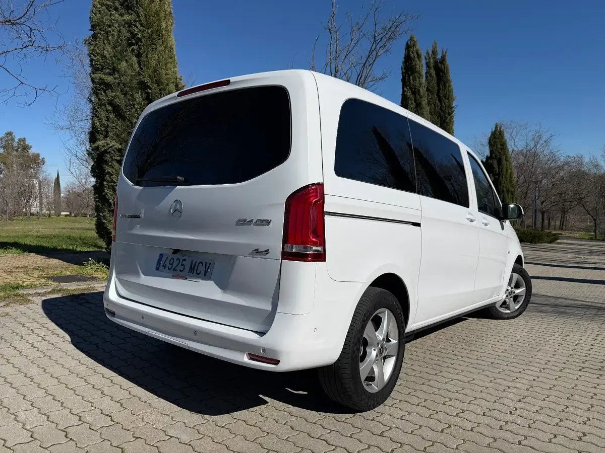 Usado Mercedes Vito 239 CV (175 kW) 2022 Blanco Van