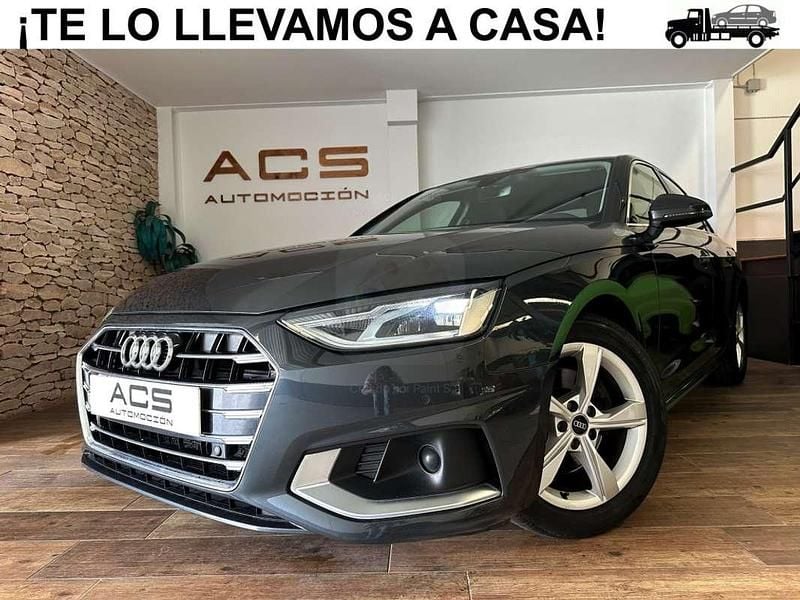 Usado Audi A4 Advanced Plus 136 CV (100 kW) 2021 Gris / plata Berlina