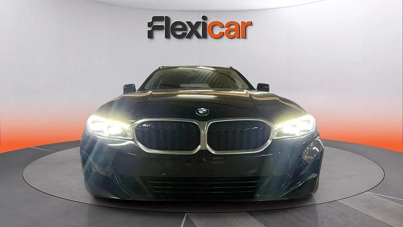 Usado BMW 320e 190 CV (139 kW) 2023 Negro Familiar