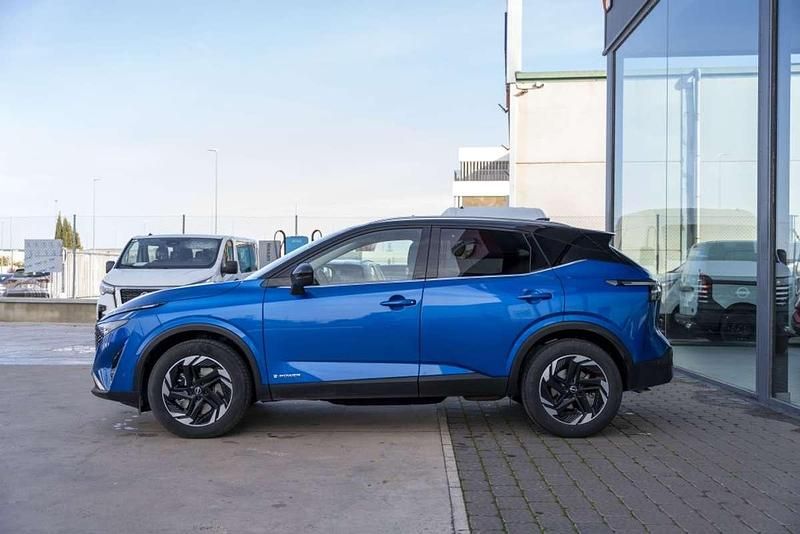 Usado Nissan Qashqai N-Connecta 190 CV (139 kW) 2025 Azul SUV