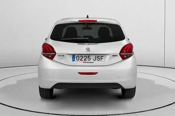 Usado Peugeot 208 Style 82 CV (60 kW) 2016 Utilitario
