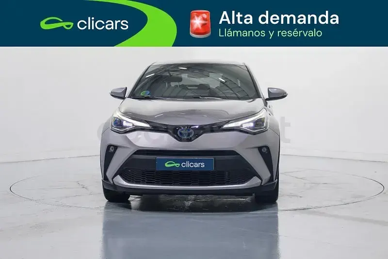Usado Toyota C-HR Advance 122 CV (89 kW) 2021 Gris / plata SUV